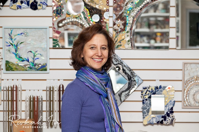 Cheryl Cohen in studio Cheryl Cohen in studio