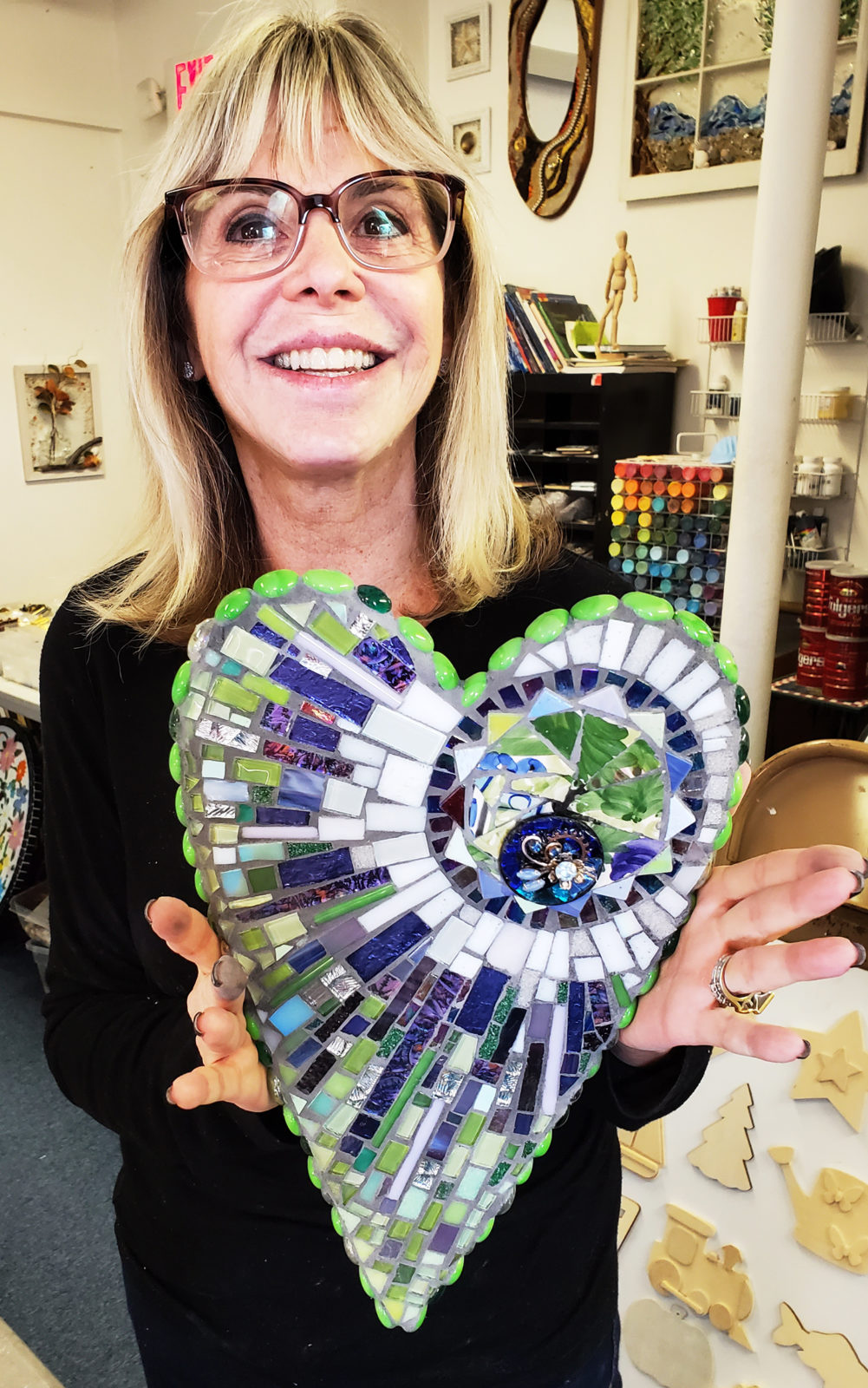 mosaic art class adult heart